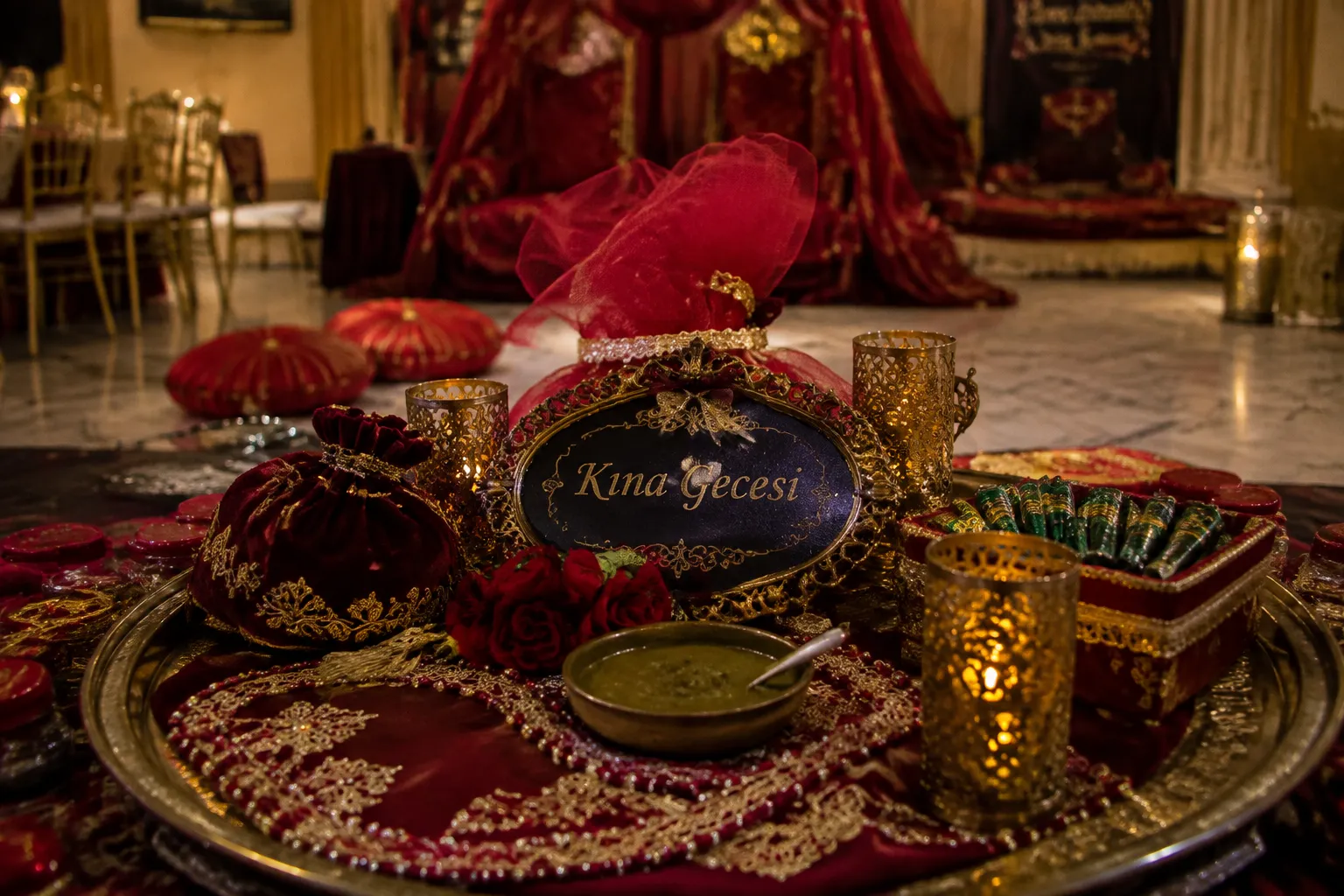 Henna tray and ceremony materials prepared for a kina gecesi celebration